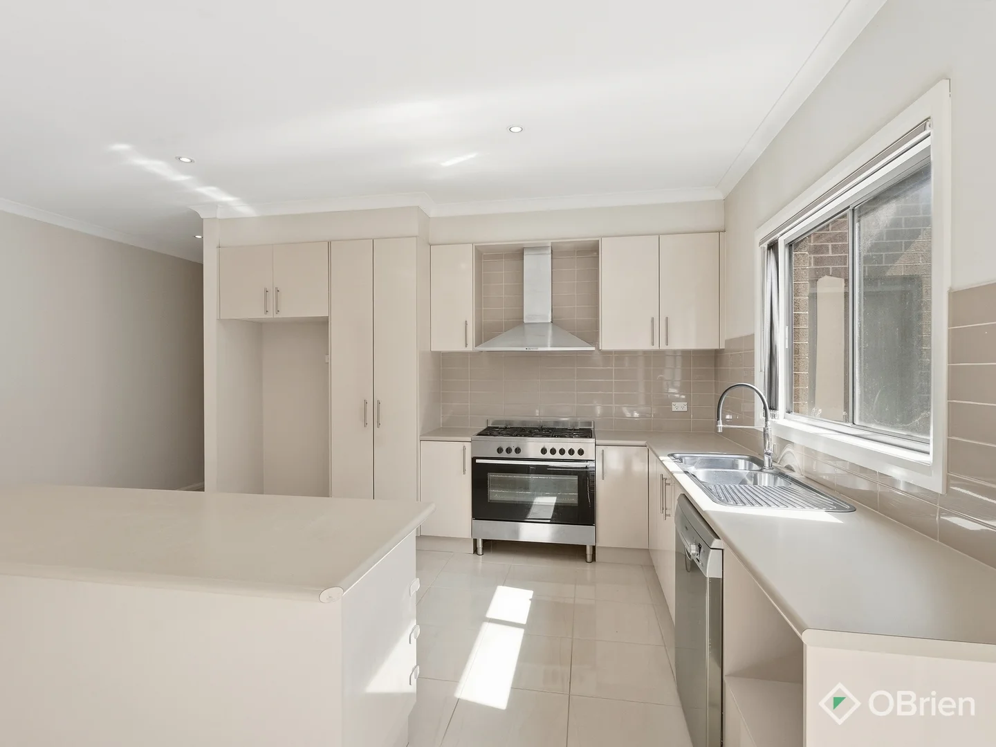 Additional image 4 of 187 Botanica Springs Boulevard, Brookfield VIC 3338