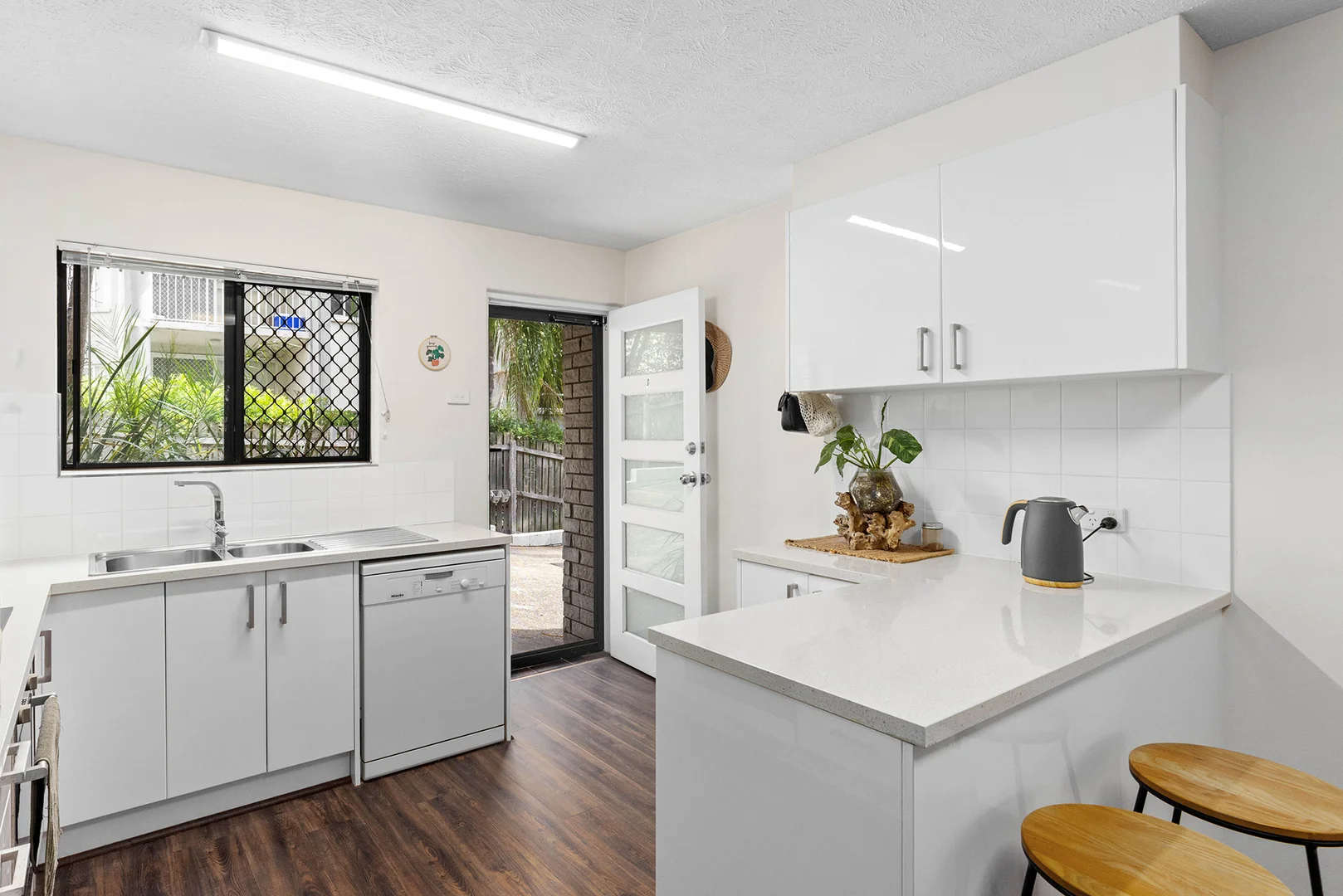 Additional image 2 of 4/98 Station Road, Indooroopilly QLD 4068