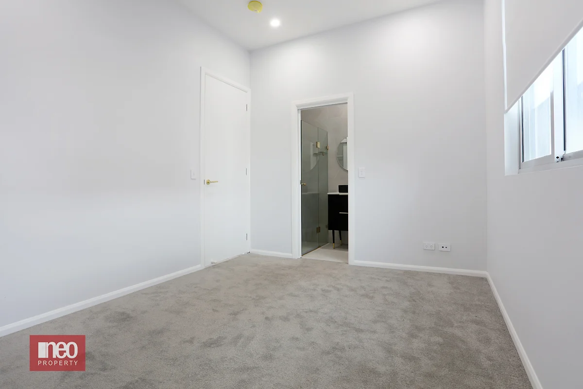 Additional image 11 of 1/12 Norman Street, Southport QLD 4215