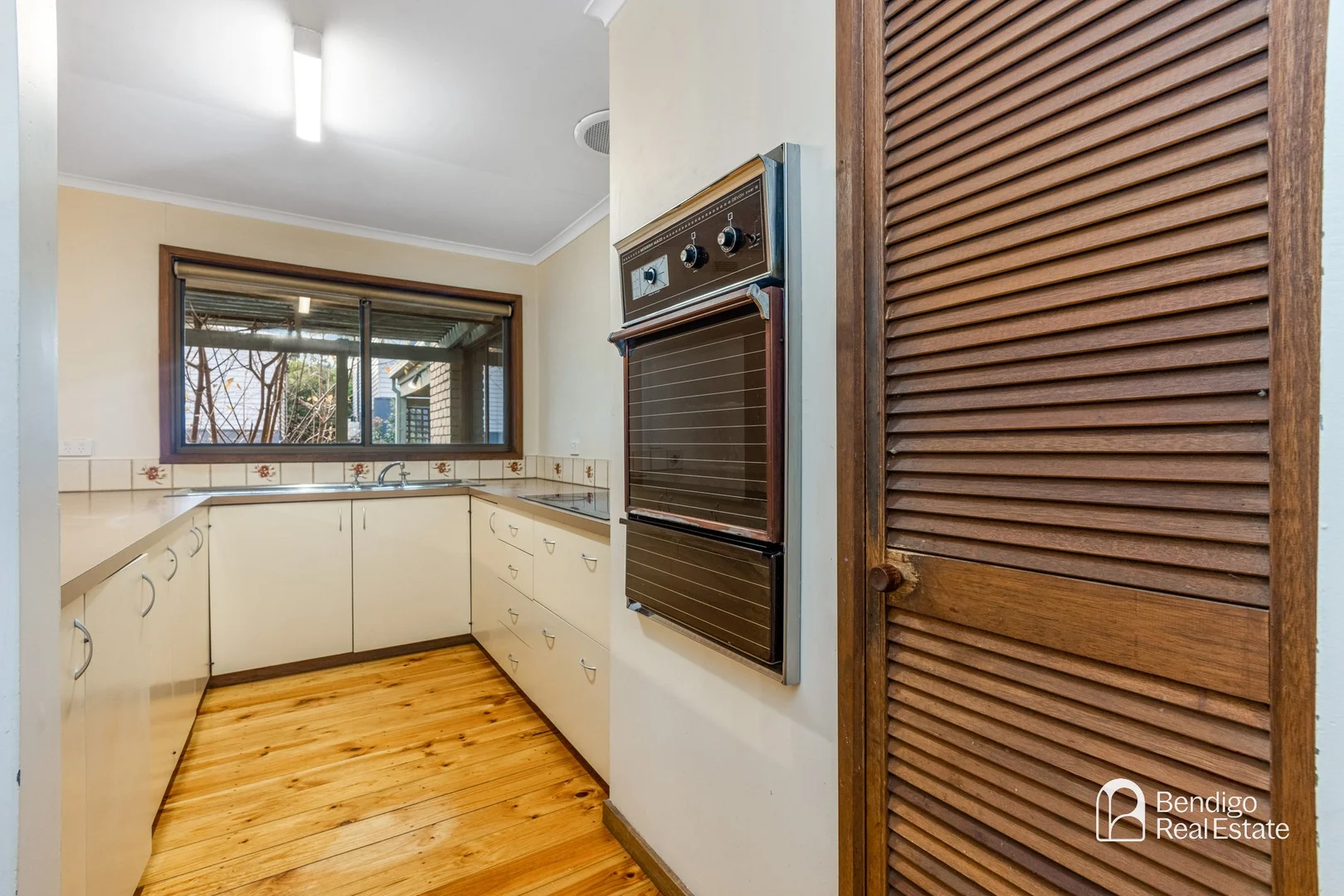 22 Wirth Street, Flora Hill VIC 3550