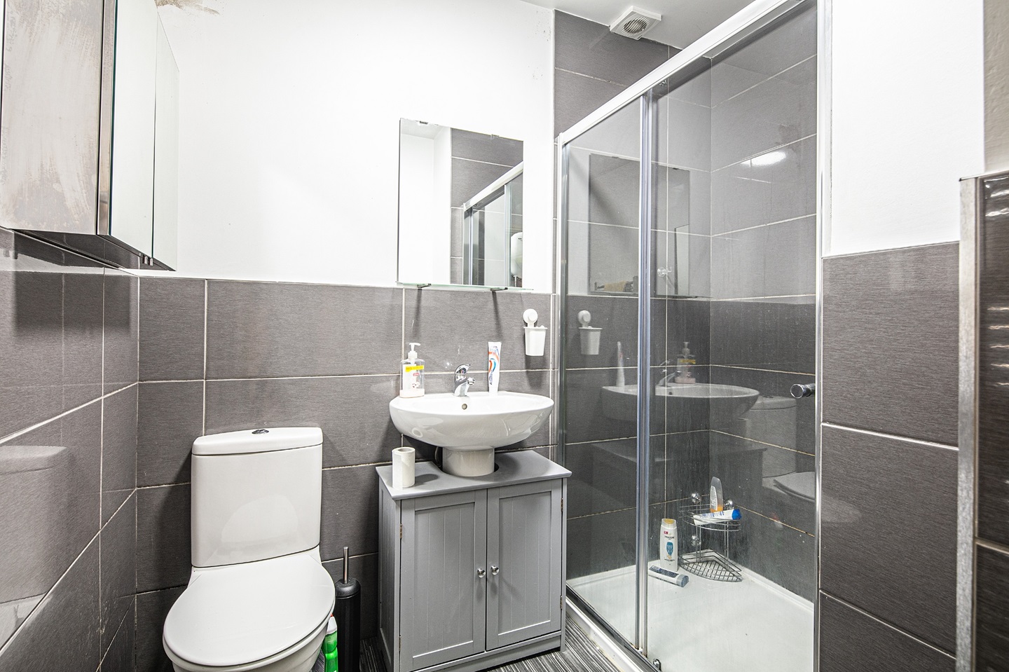 Additional image 5 of 1 Bed Flat, Pomona Street, S11, N1 7GU