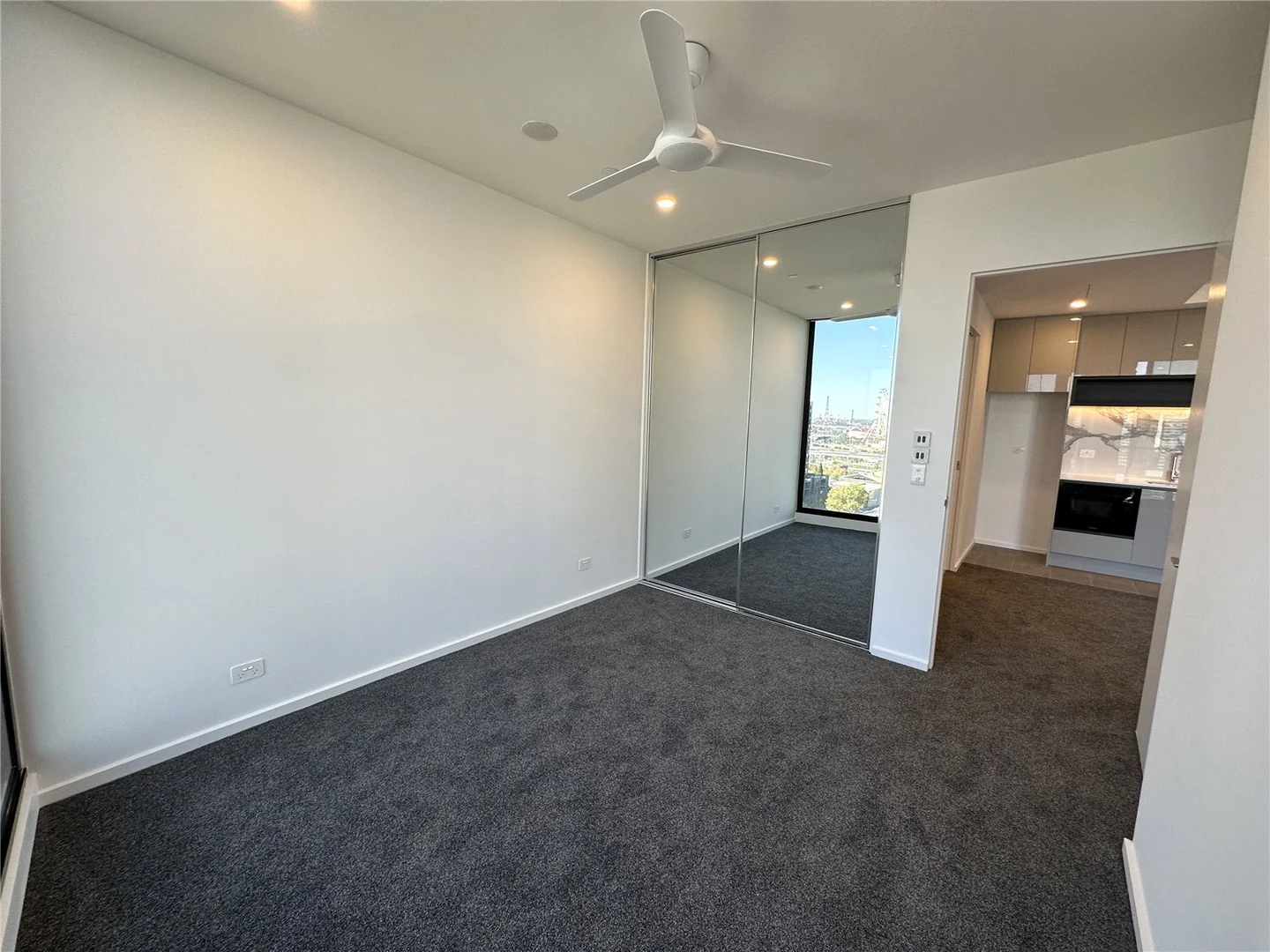 Additional image 9 of 1004/408 Spencer Street, West Melbourne VIC 3003