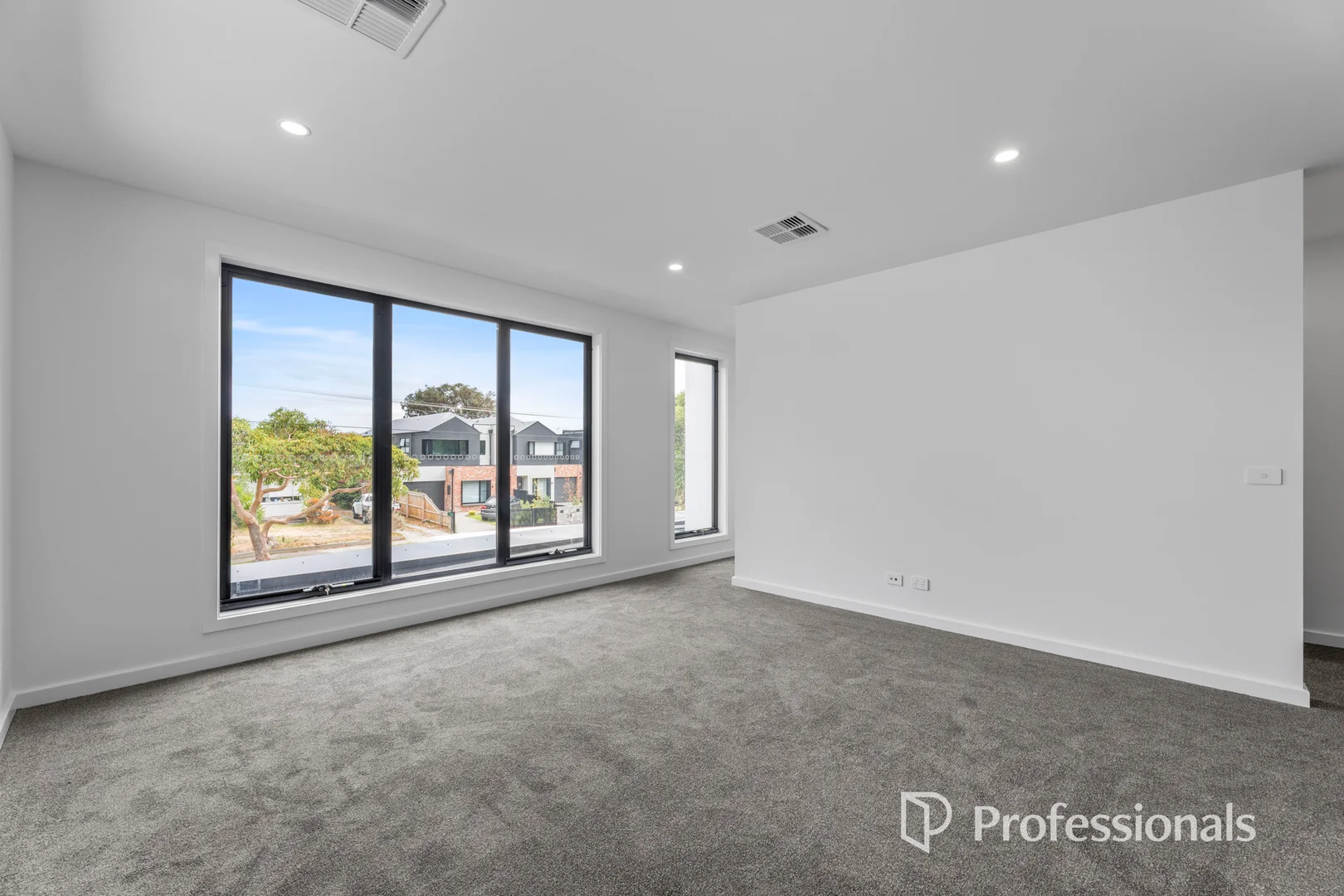 Additional image 6 of 39b Parkmore Road, Bentleigh East VIC 3165