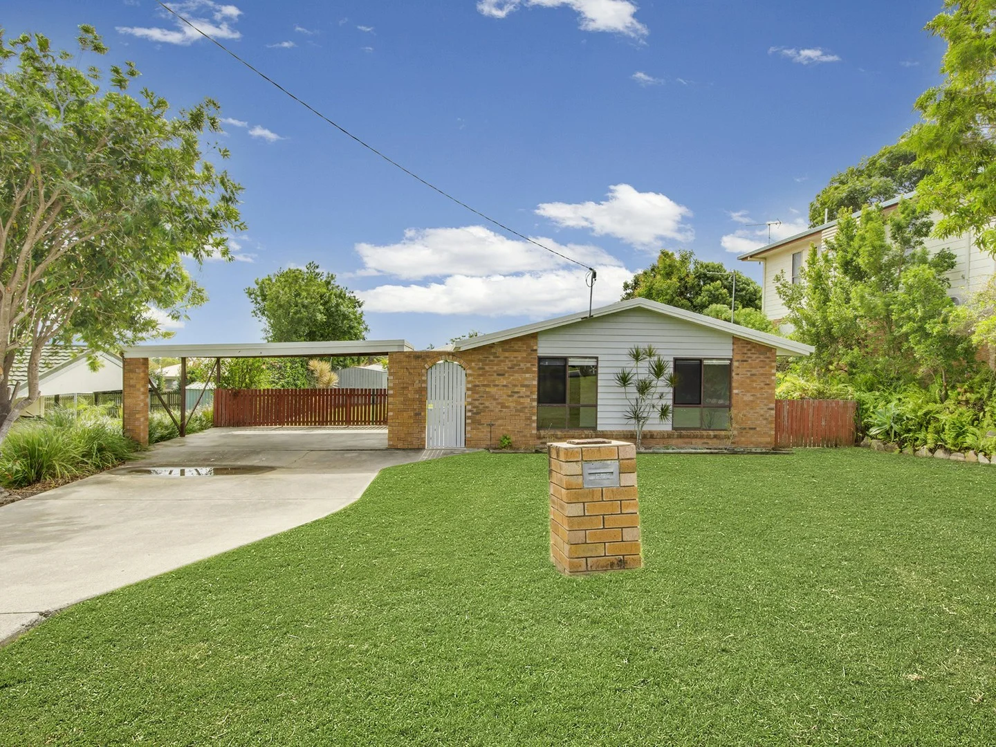 88 Booth Avenue, Tannum Sands QLD 4680