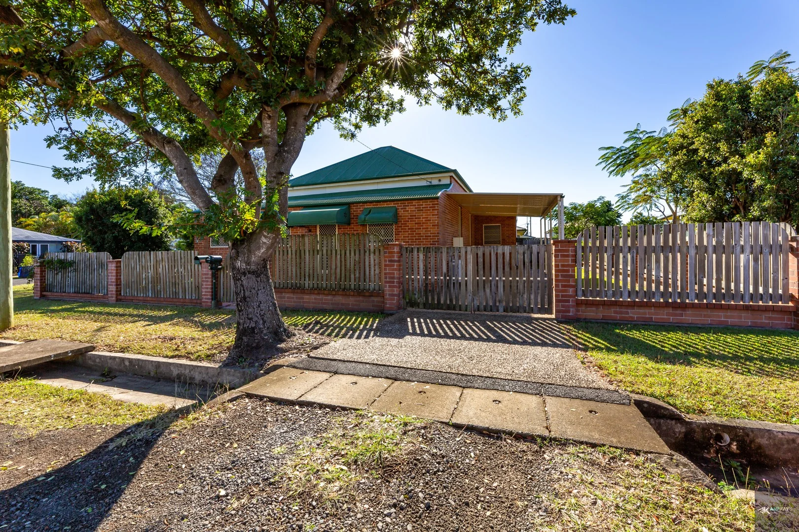 2 Mcilwraith Street, Bundaberg South QLD 4670