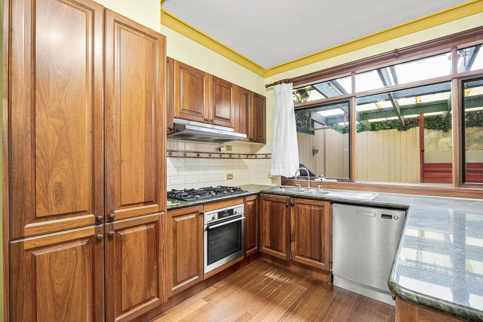15 Bothwell Street, Balaclava VIC 3183 photo 4