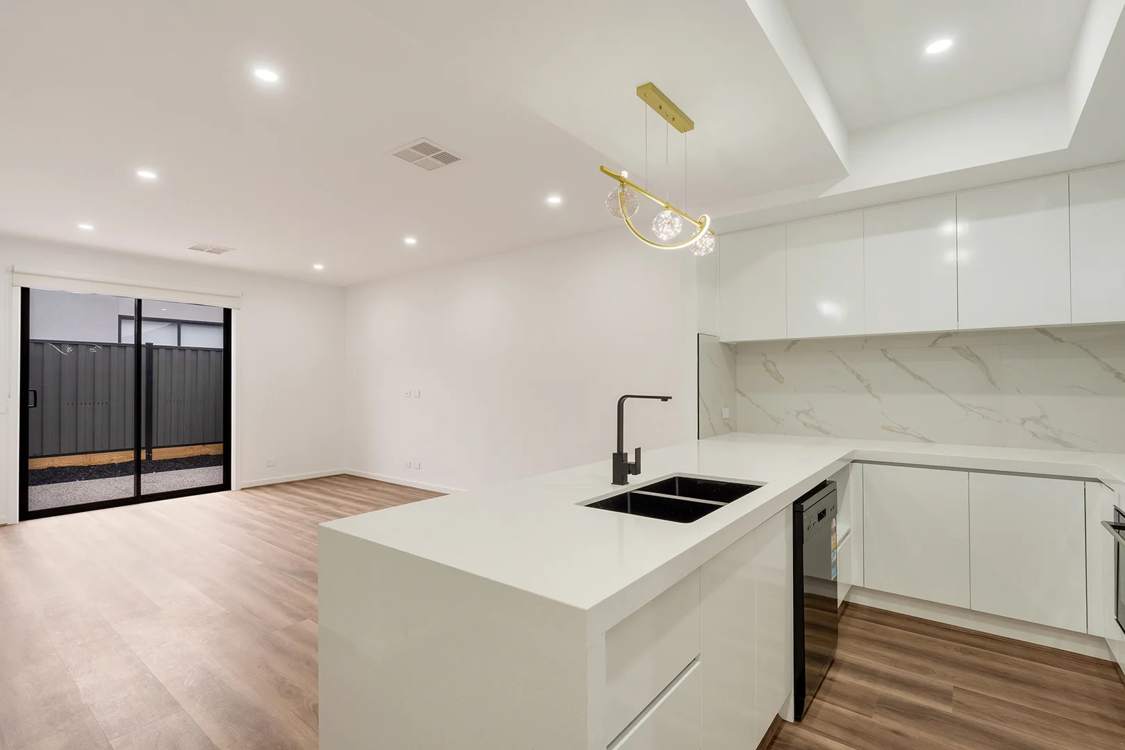 Additional image 3 of 8 Persimmon Road, Craigieburn VIC 3064