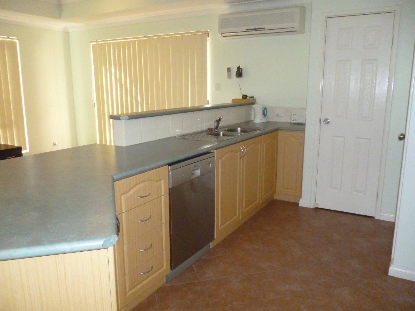 Additional image 6 of 2/75 Beach Road, South Bunbury WA 6230