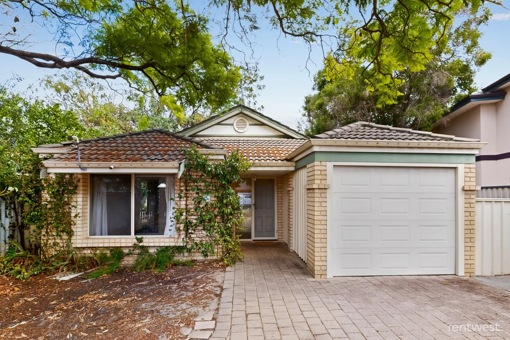 15B Sleat Rd, Mount Pleasant WA 6153