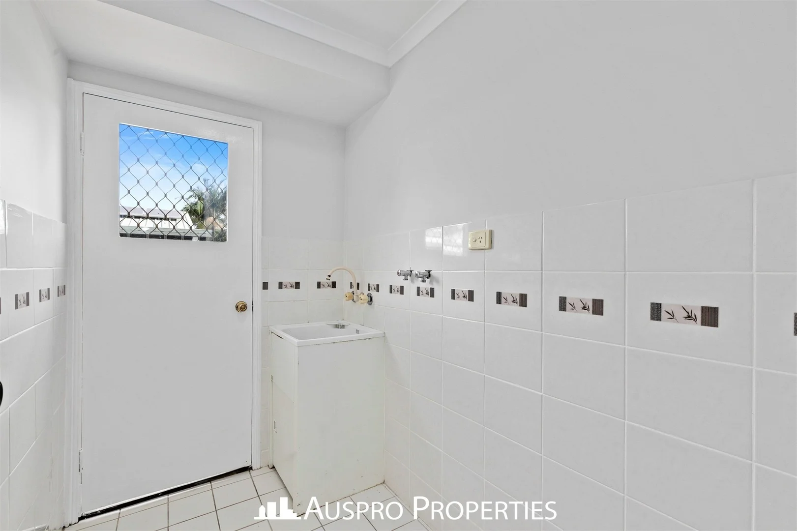Additional image 8 of 32 Furzer Street, Browns Plains QLD 4118
