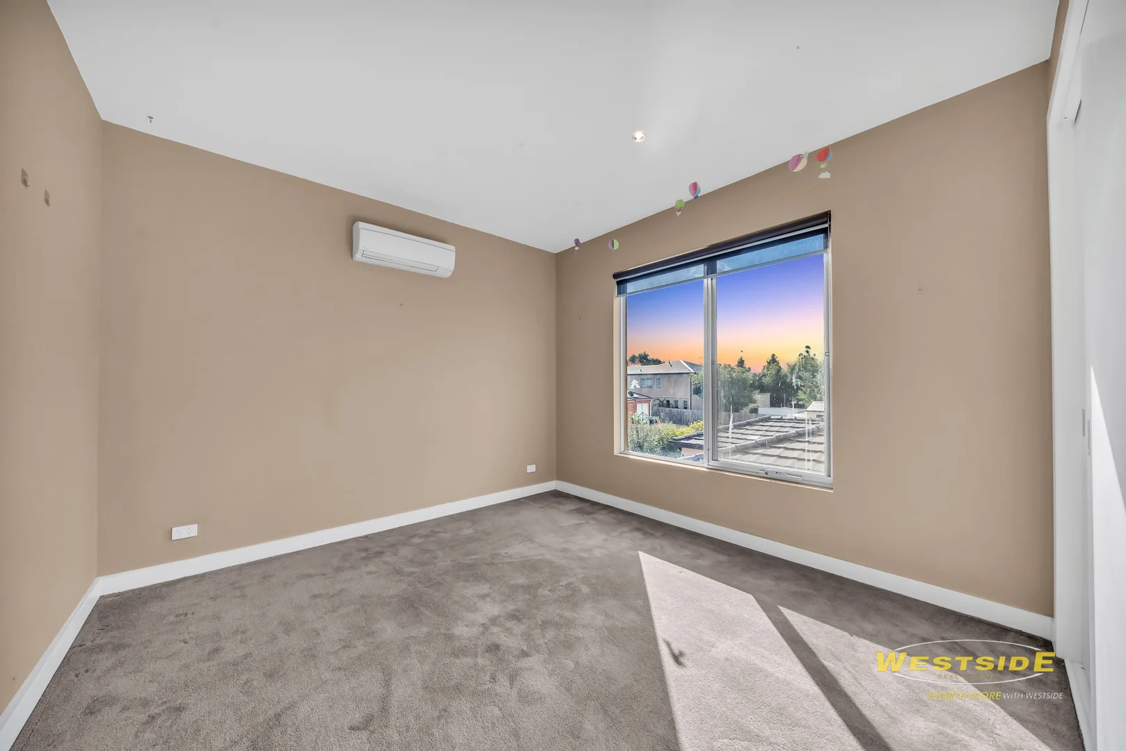 Additional image 14 of 10 Springview Boulevard, Taylors Hill VIC 3037