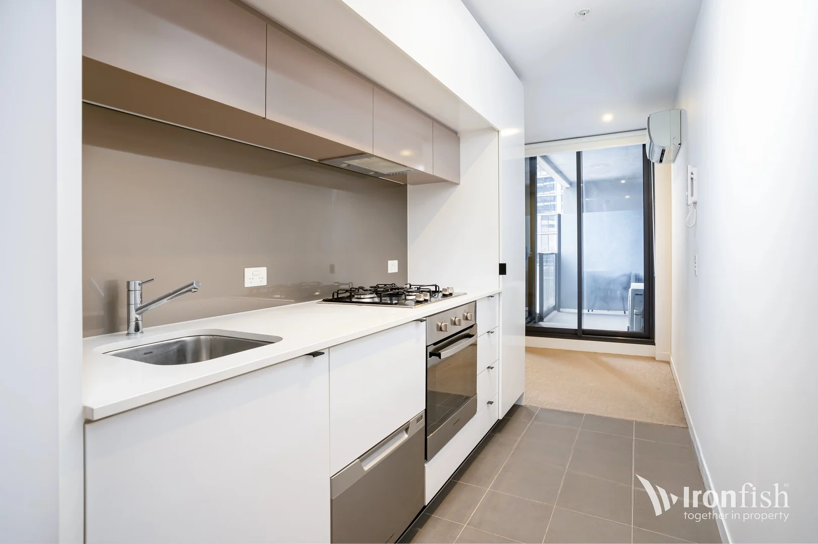 2413/80 A'Beckett Street, Melbourne VIC 3000