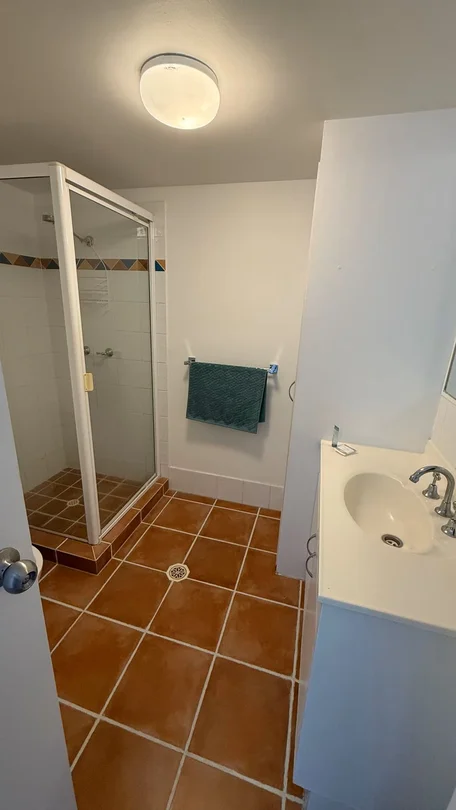 Additional image 10 of 4/48-54 Stanhill Drive, Surfers Paradise QLD 4217