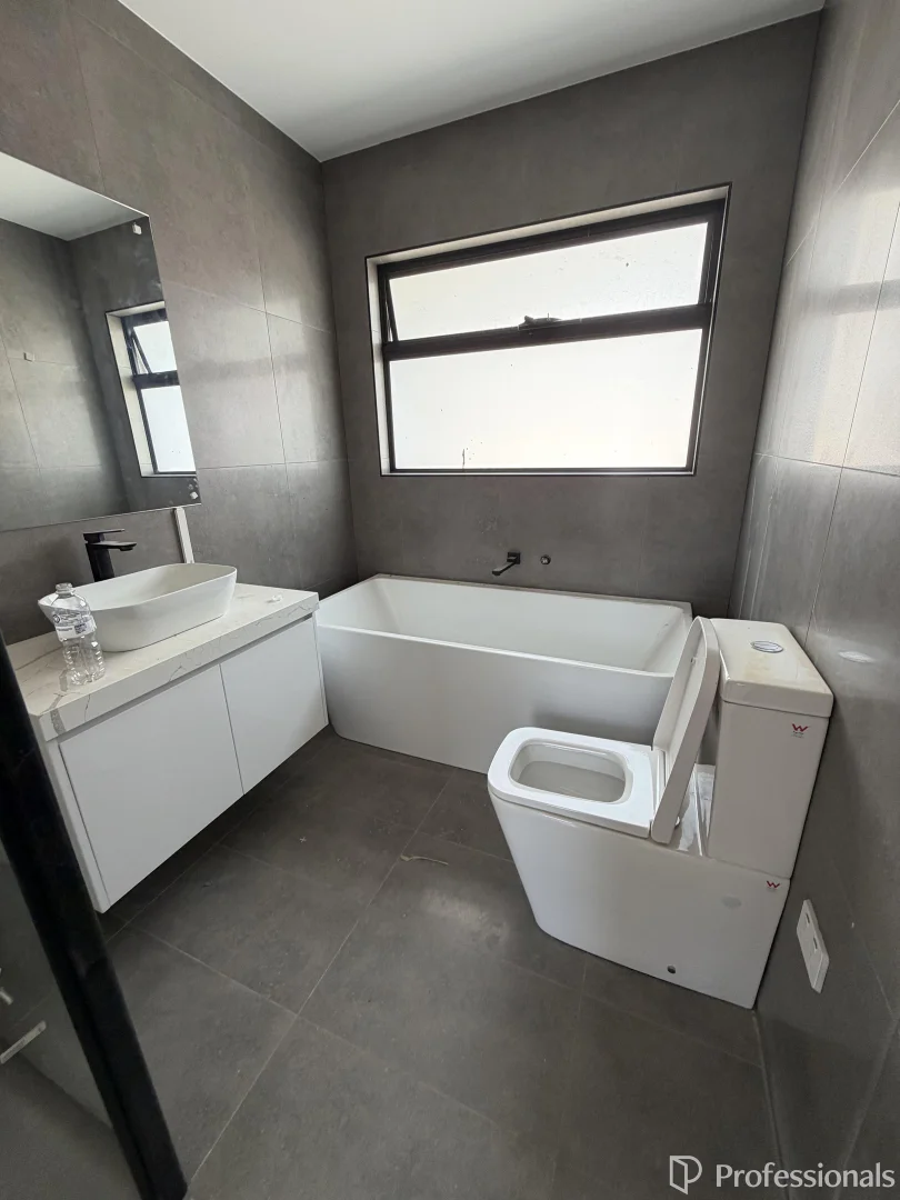 Additional image 5 of 2/2 Edmond Street, Springvale VIC 3171