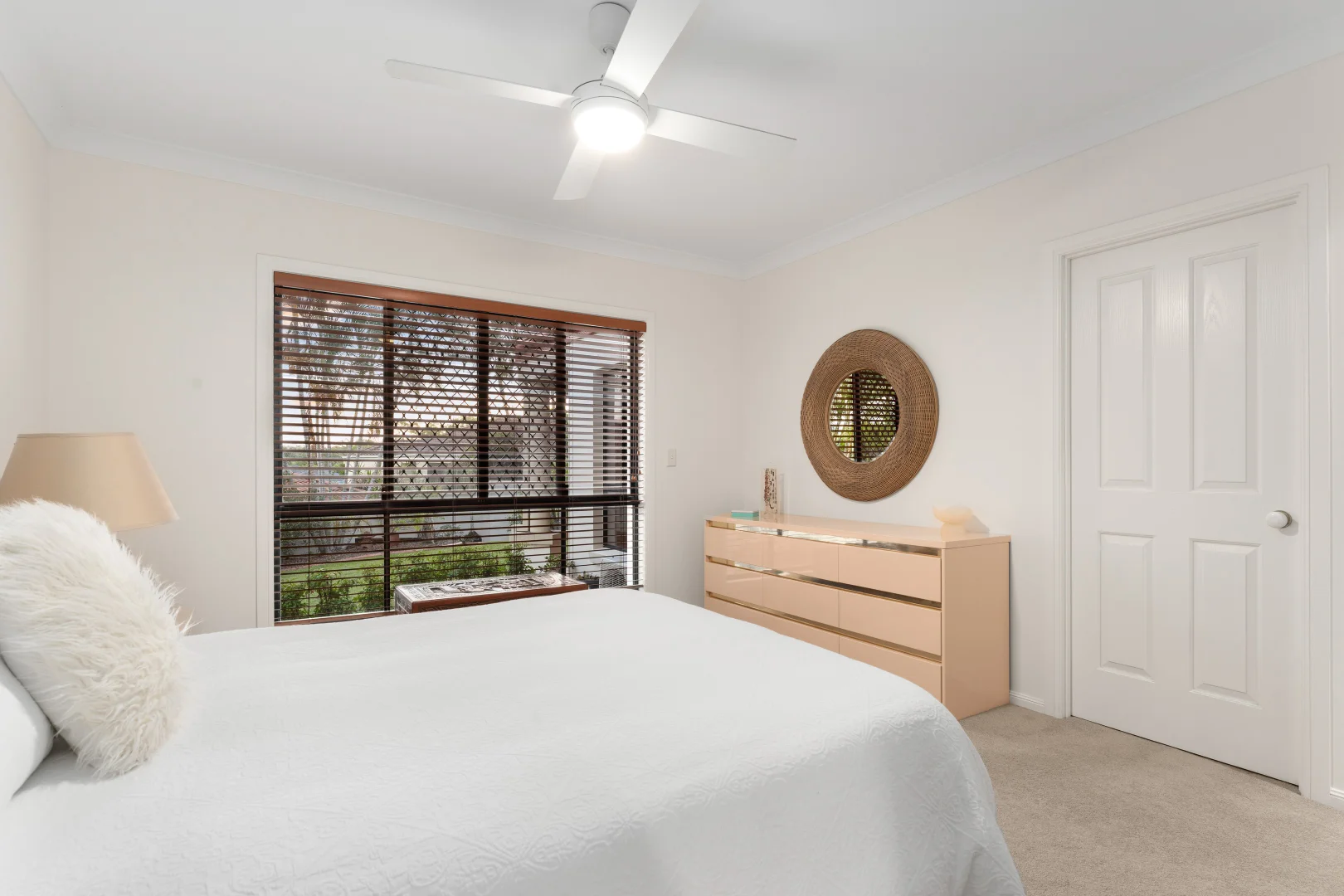 Additional image 8 of 30 Nottinghill Gate Drive, Arundel QLD 4214