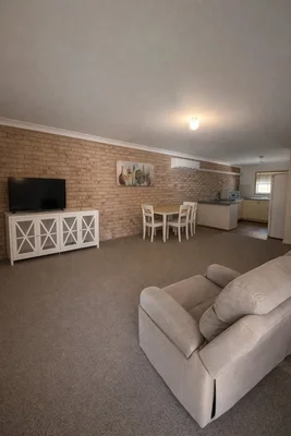Additional image 2 of 4/27 Railway Street, Narrabri NSW 2390