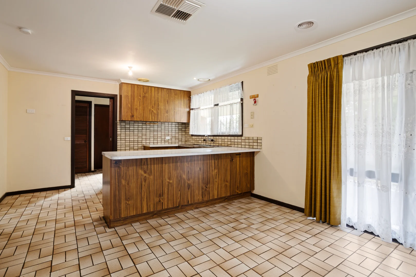 386 Eastbourne Rd, Rosebud VIC 3939 photo 2