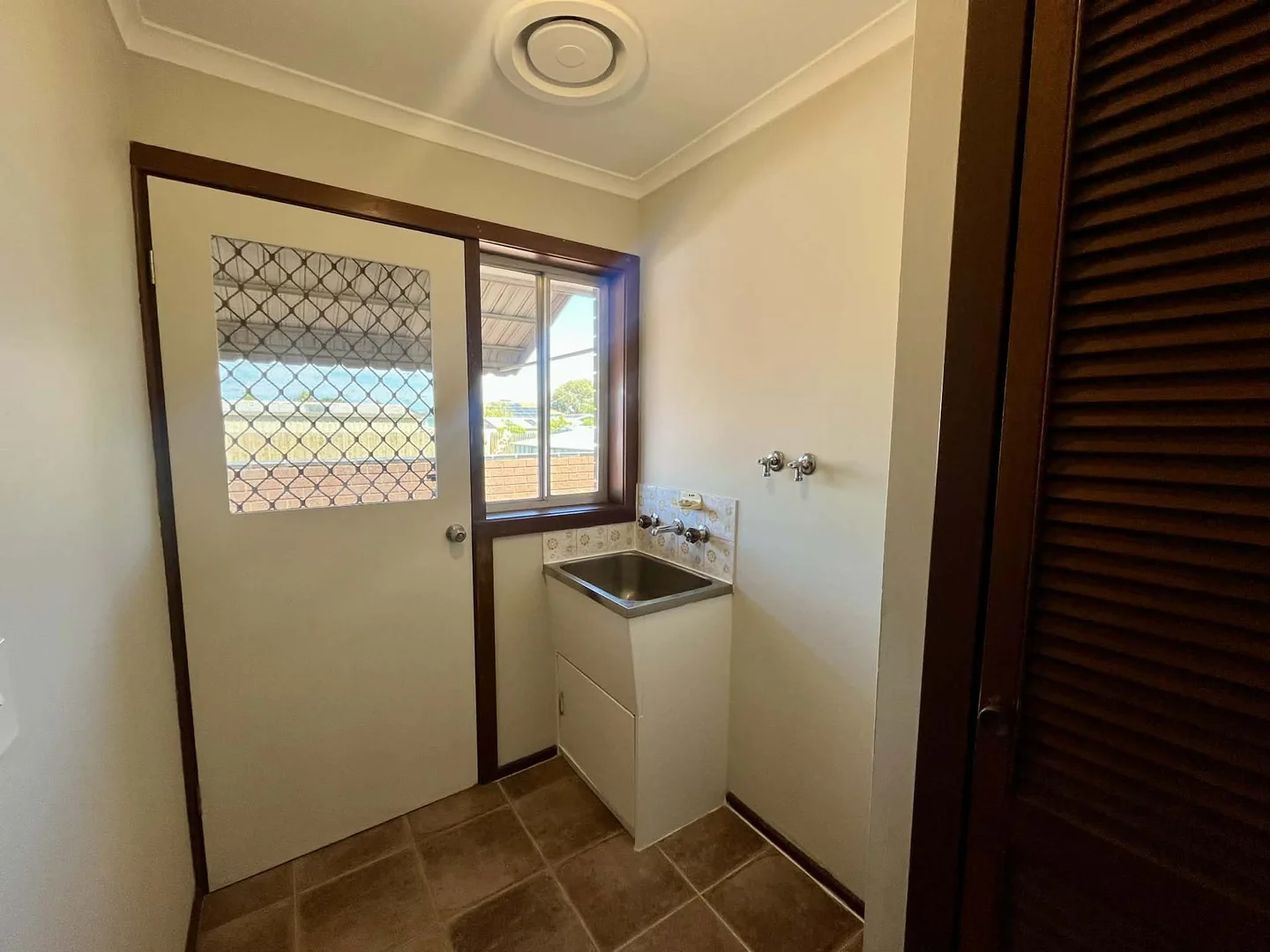 Additional image 8 of 2/77-79 Princess Road, Corio VIC 3214