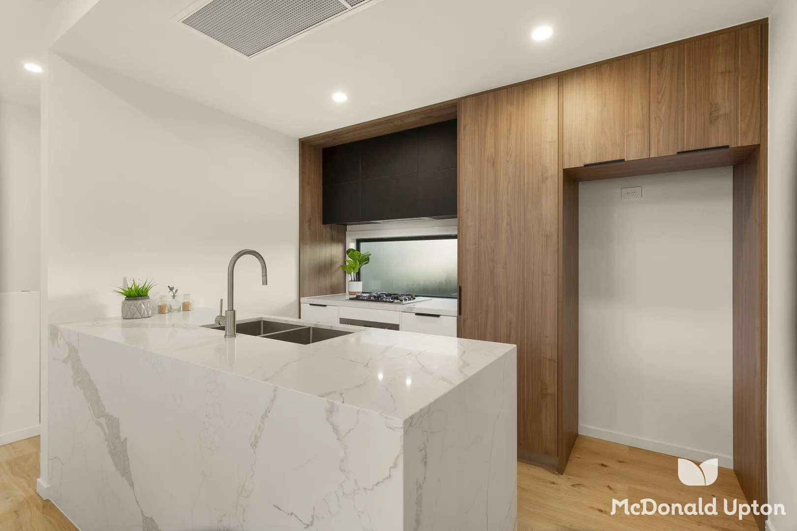 Additional image 2 of 4/1 Ross Street, Niddrie VIC 3042