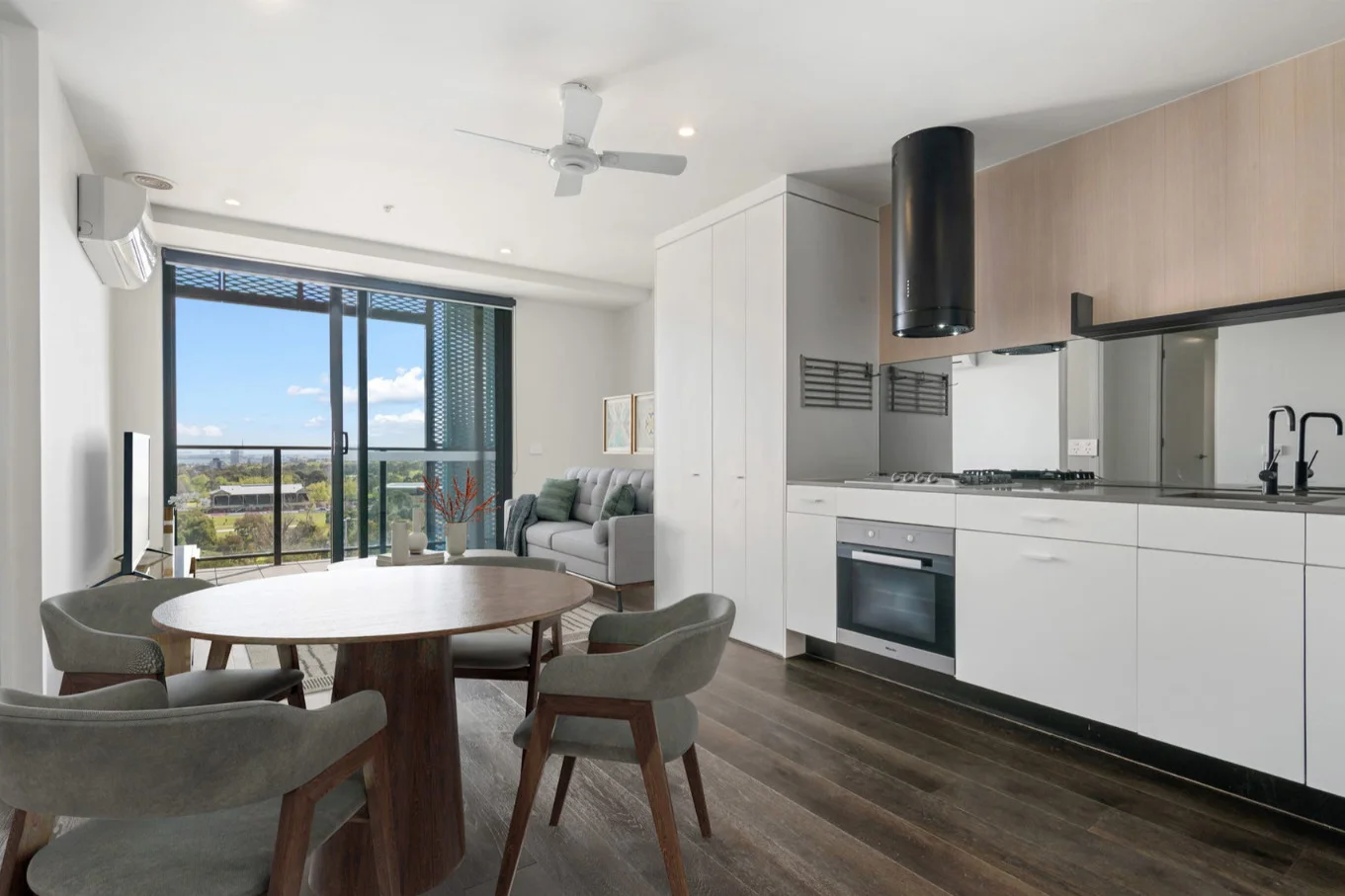 710/2-6 St Kilda Road, St Kilda VIC 3182