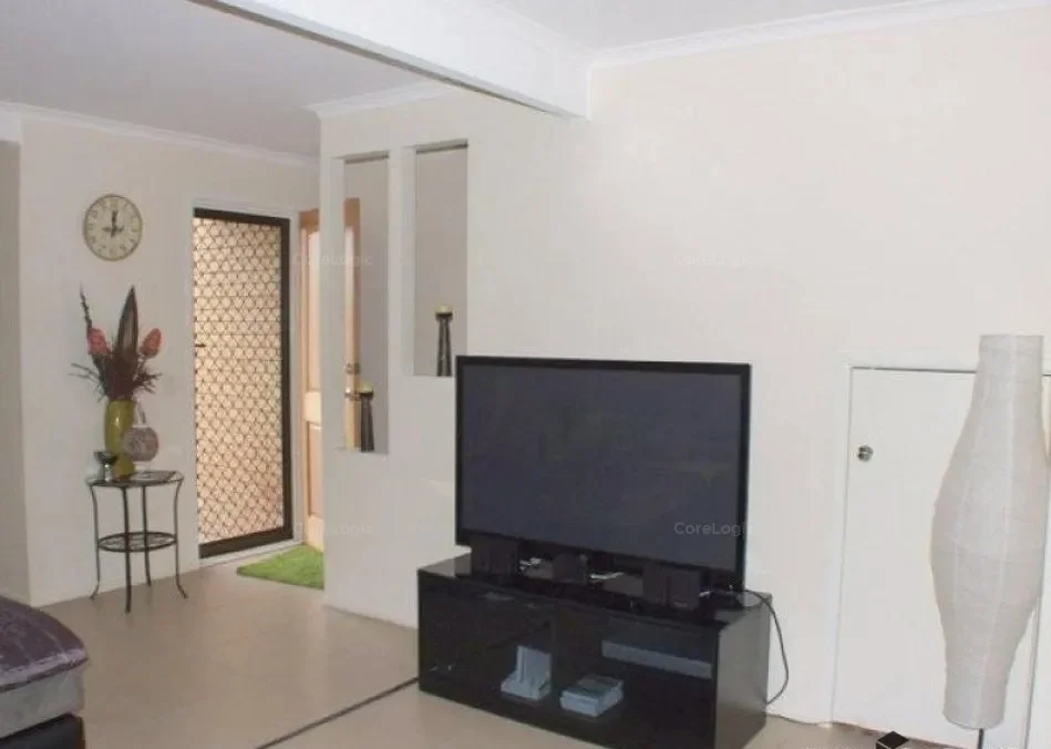 Additional image 3 of 8b/3 Guinevere Court, Bethania QLD 4205