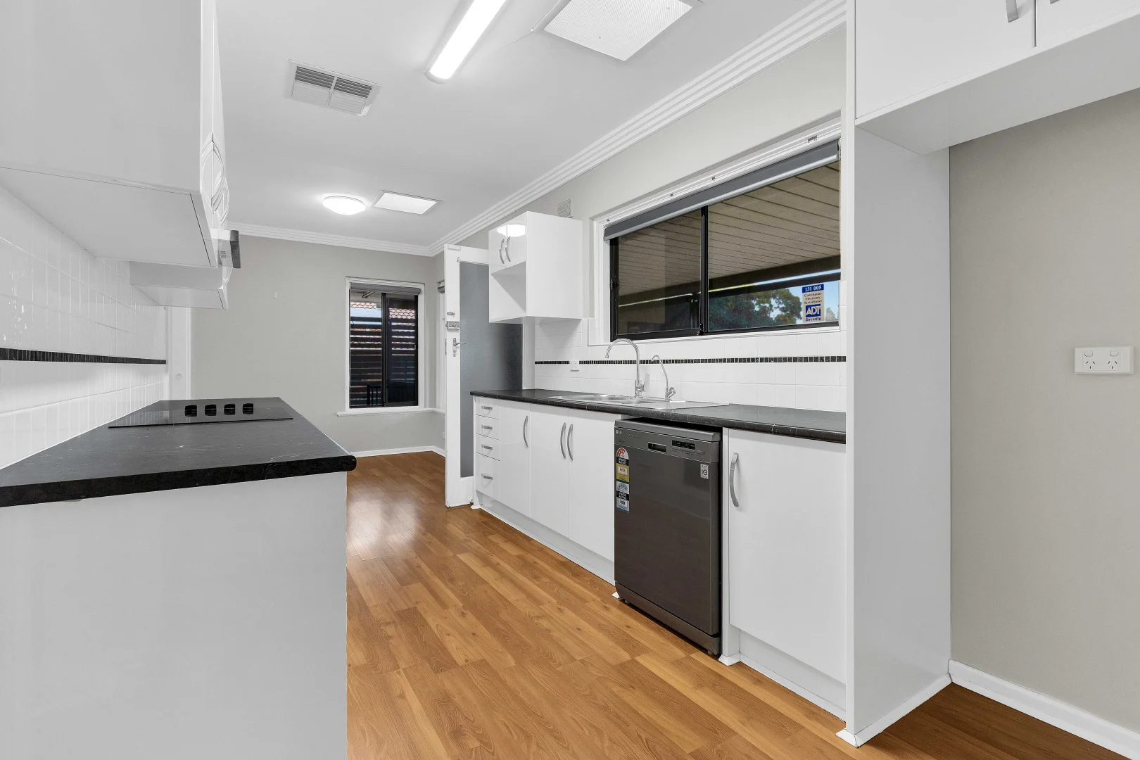 Additional image 15 of 91 Eyre Crescent, Valley View SA 5093