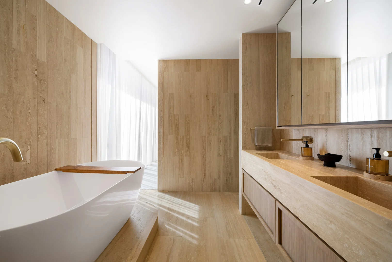 Additional image 21 of 201/3513 Main Beach Parade, Main Beach QLD 4217