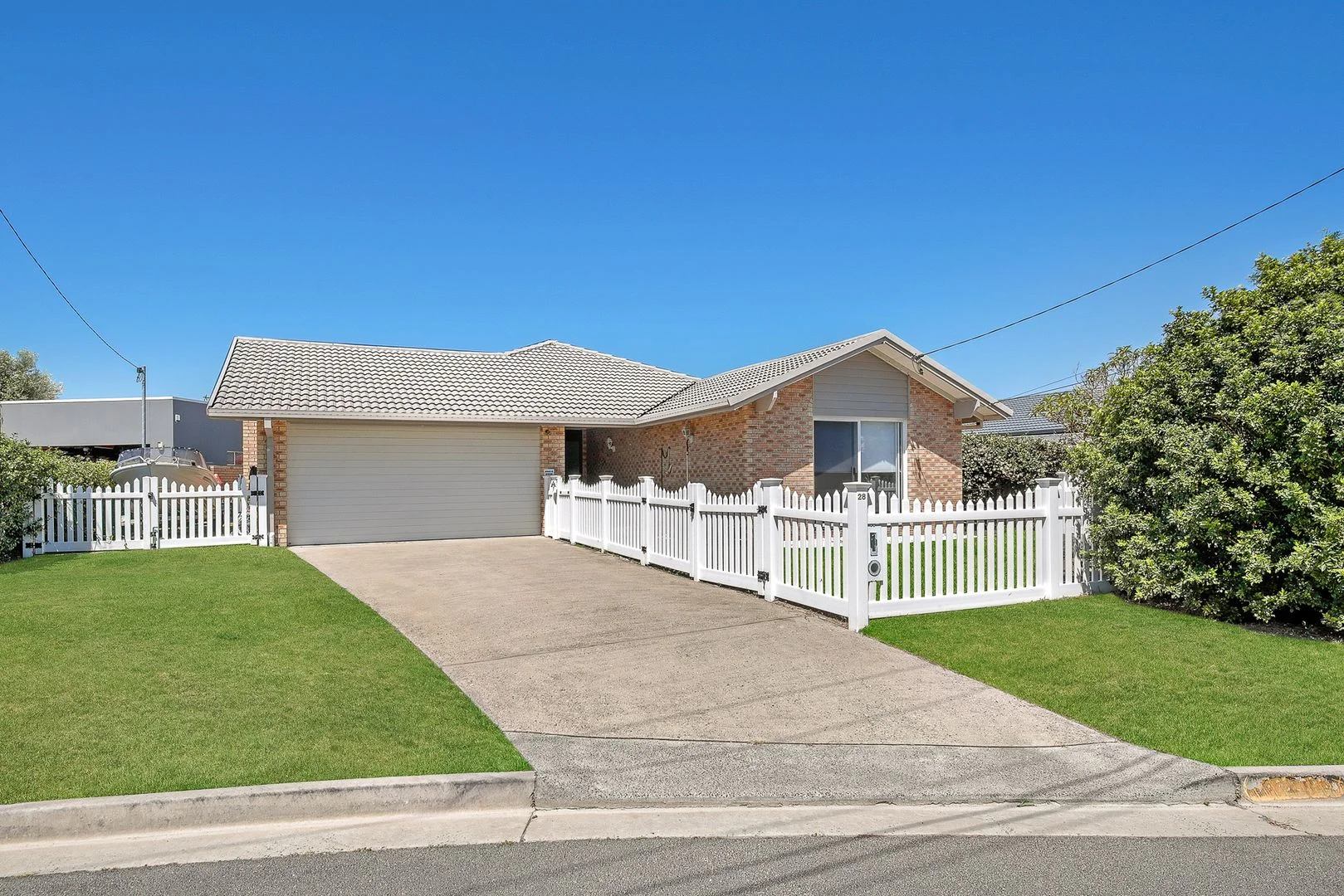 Additional image 18 of 28 Margaroola Ave, Biggera Waters QLD 4216