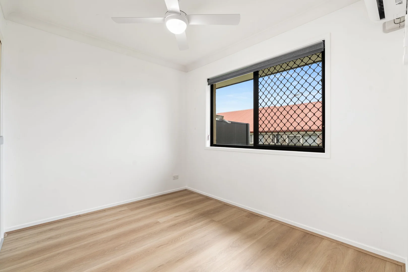 Additional image 10 of 21 Webcke Avenue, Crestmead QLD 4132