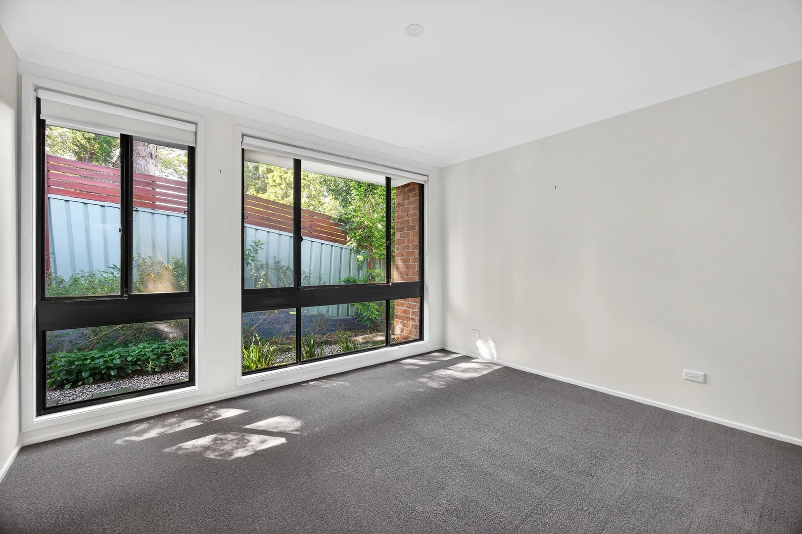 Additional image 9 of 215 Hawkesbury Road, Winmalee NSW 2777