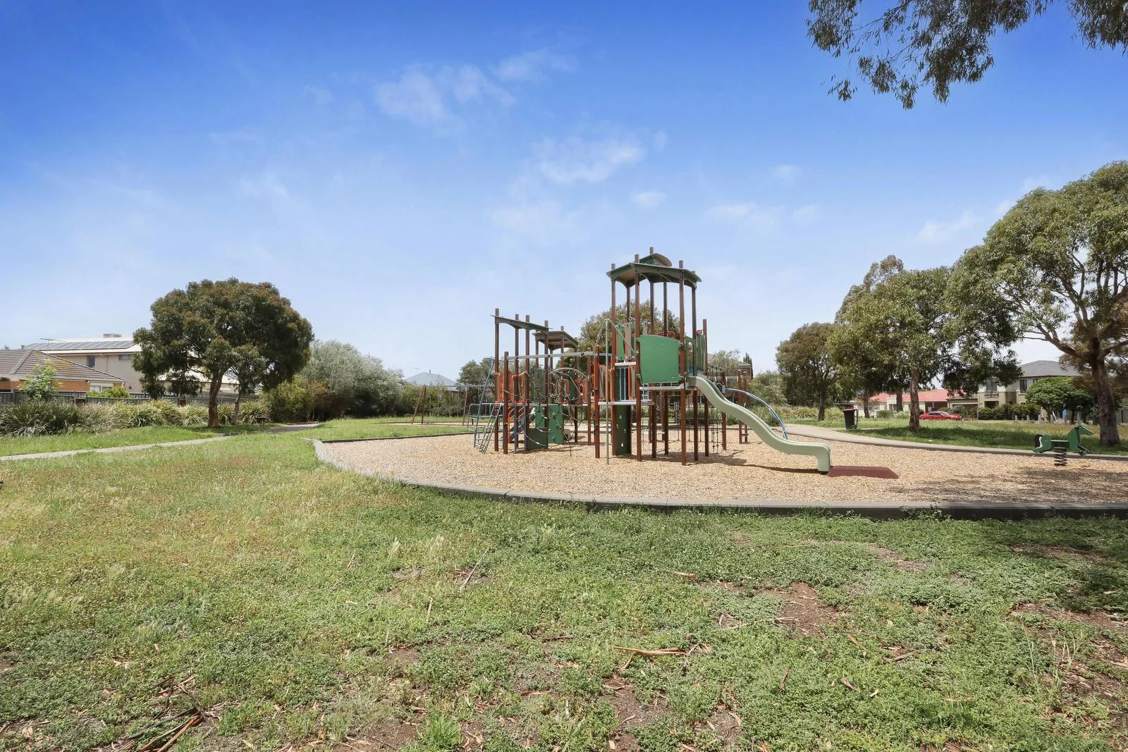 Additional image 6 of 23 Dobell Crescent, Caroline Springs VIC 3023