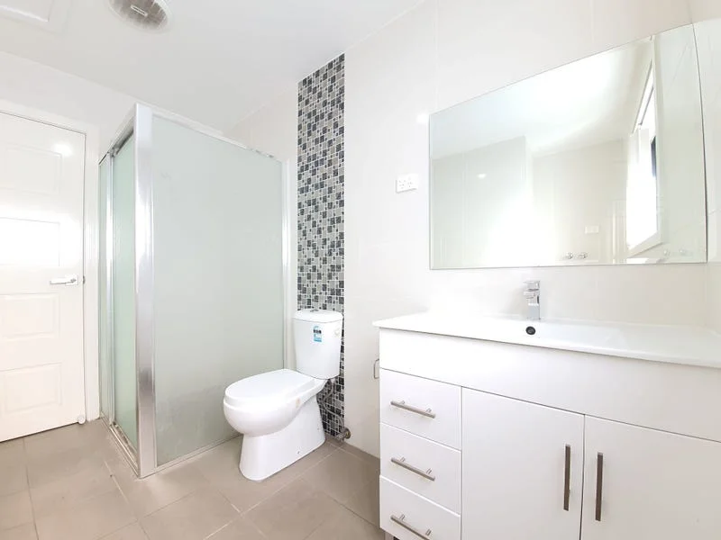 Additional image 4 of 20A Avon Place, St Clair NSW 2759