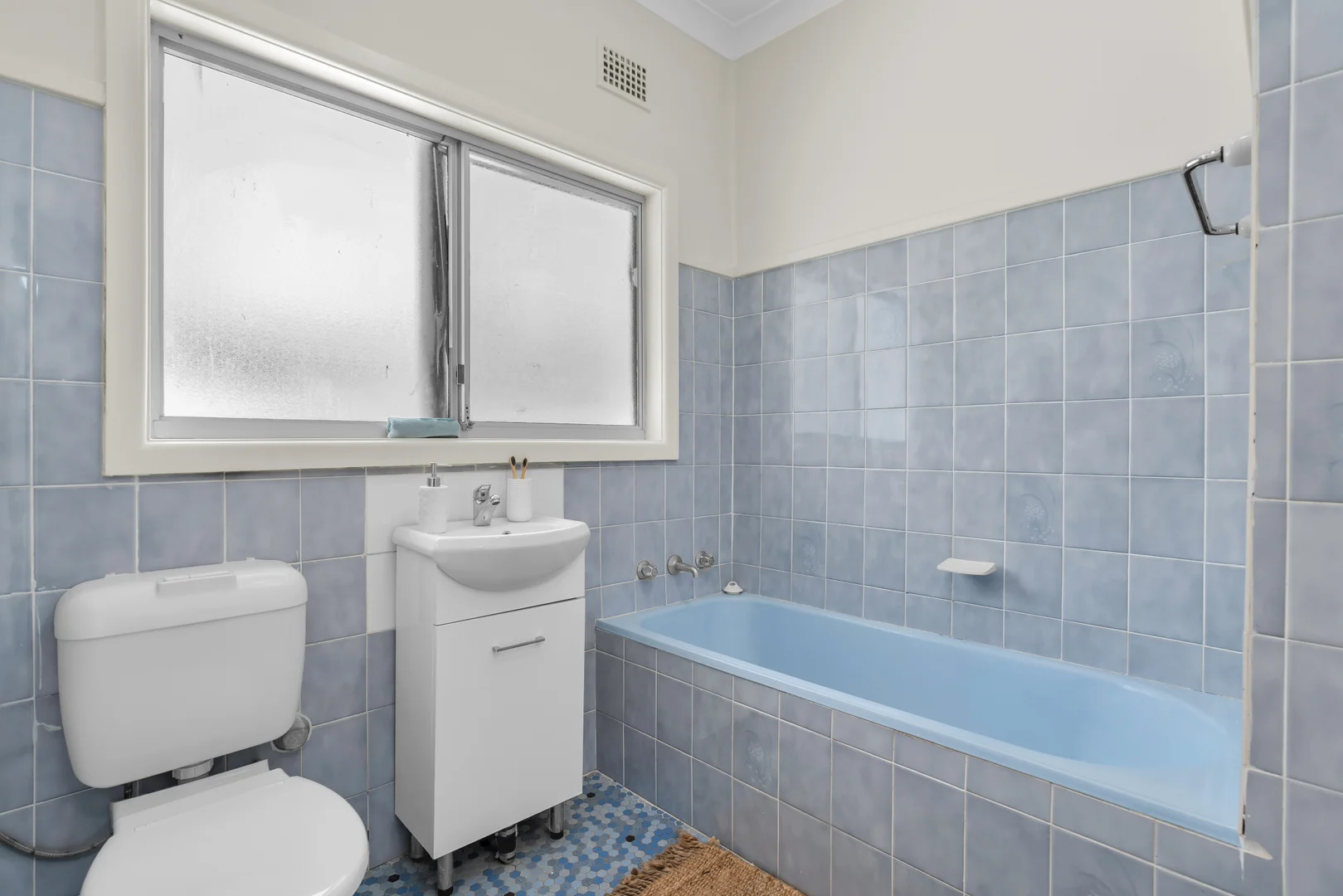 Additional image 6 of 33 St Johns Road, Bradbury NSW 2560