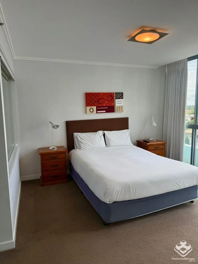 Additional image 4 of ID:21171871/33 T E Peters Drive, Broadbeach QLD 4218