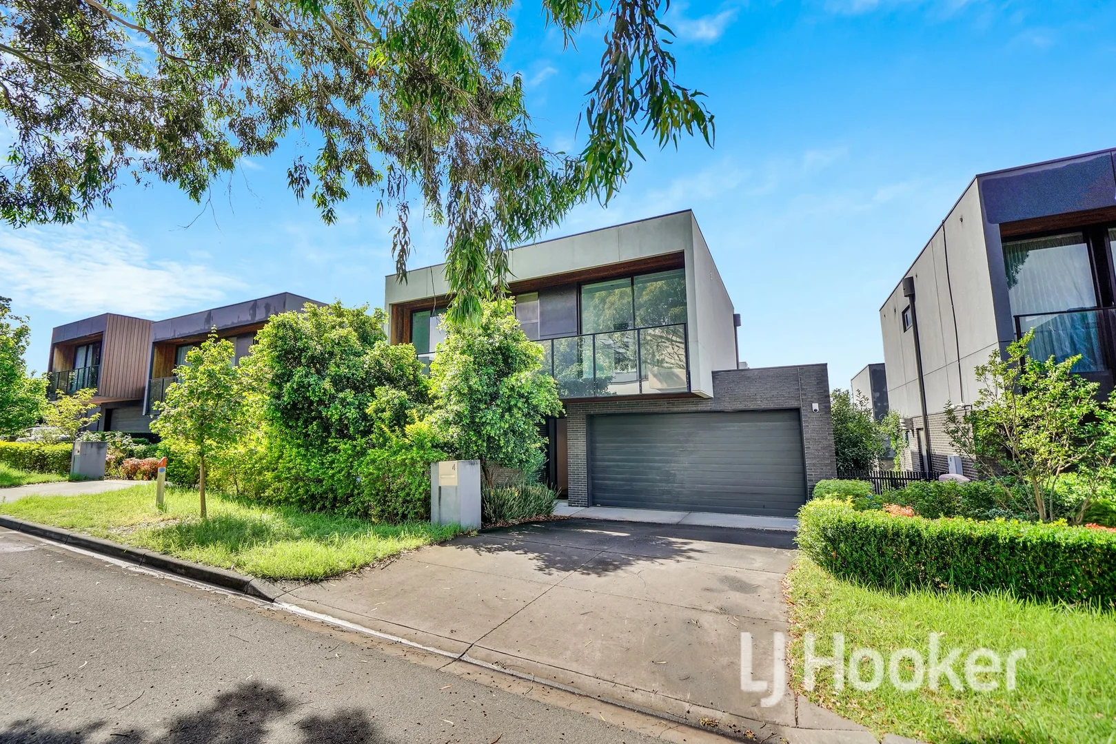 Additional image 36 of 4 Holly Lane, Kew VIC 3101
