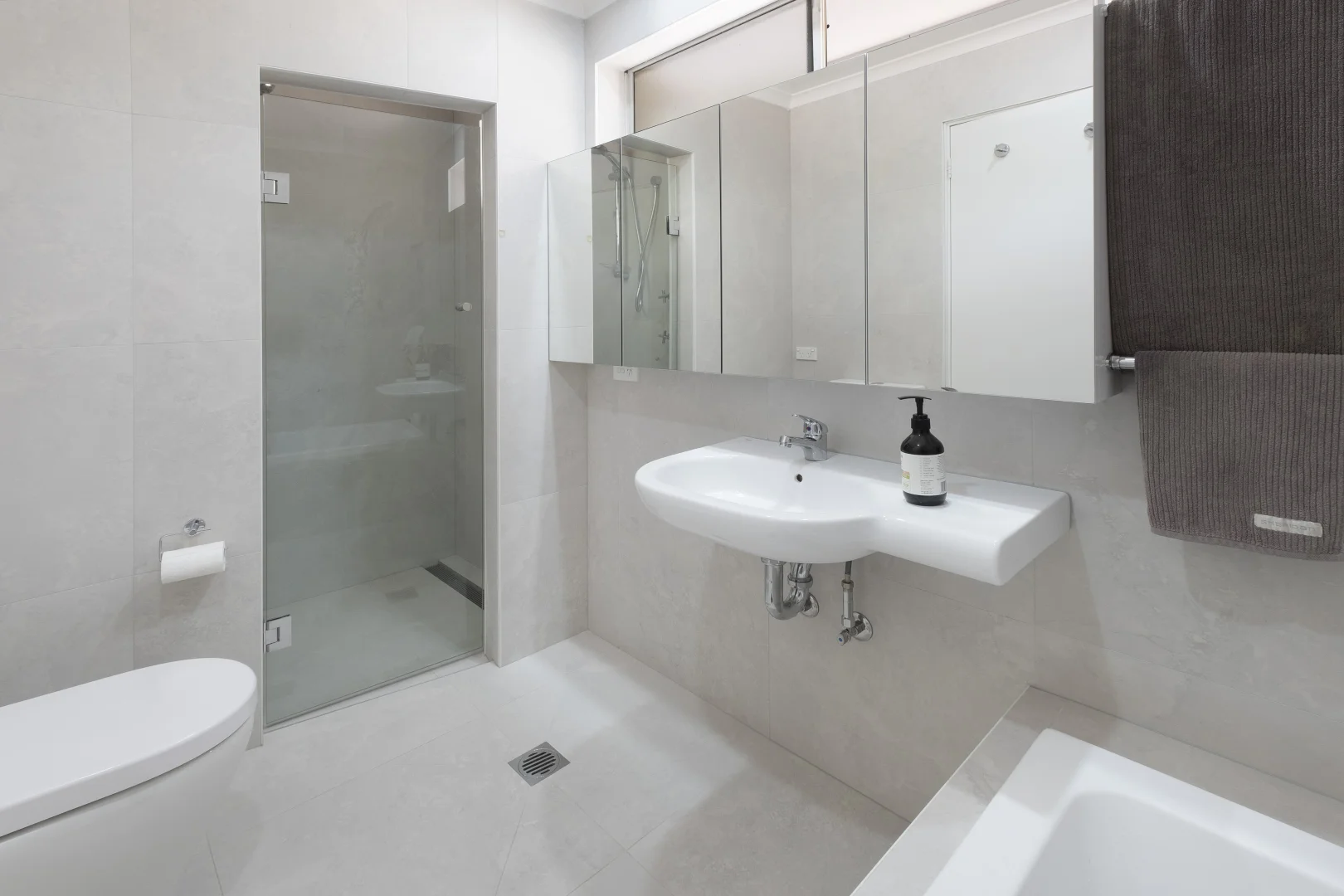 Additional image 7 of 35 Nevis Crescent, Seven Hills NSW 2147