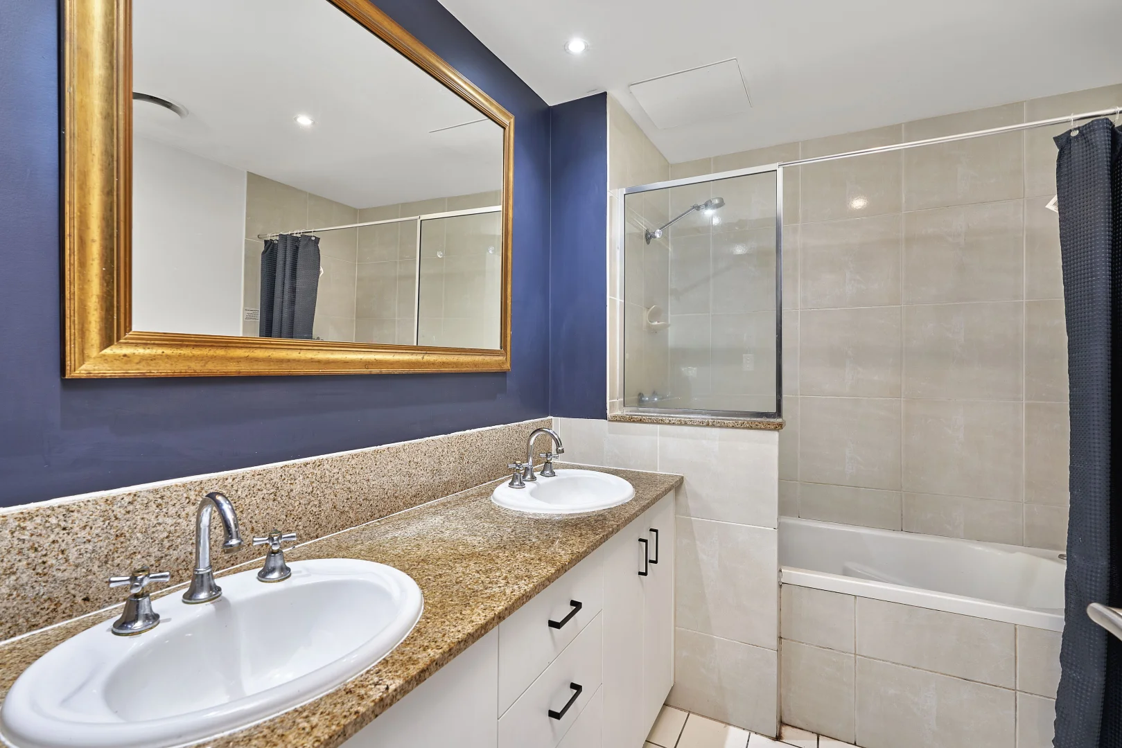 Additional image 6 of 1710/2-10 Greenslopes Street, Cairns North QLD 4870