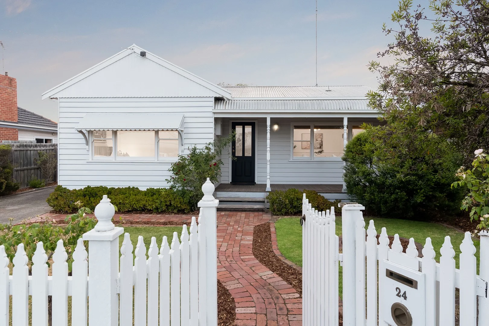 24 Mernda Parade, Belmont VIC 3216