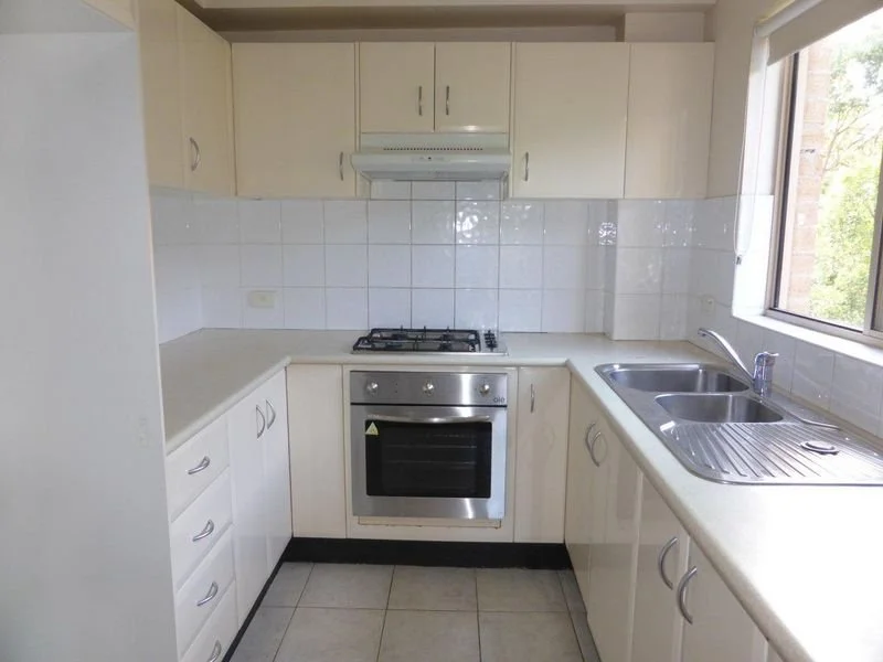 4/30-36 MEMORIAL Avenue, Merrylands NSW 2160