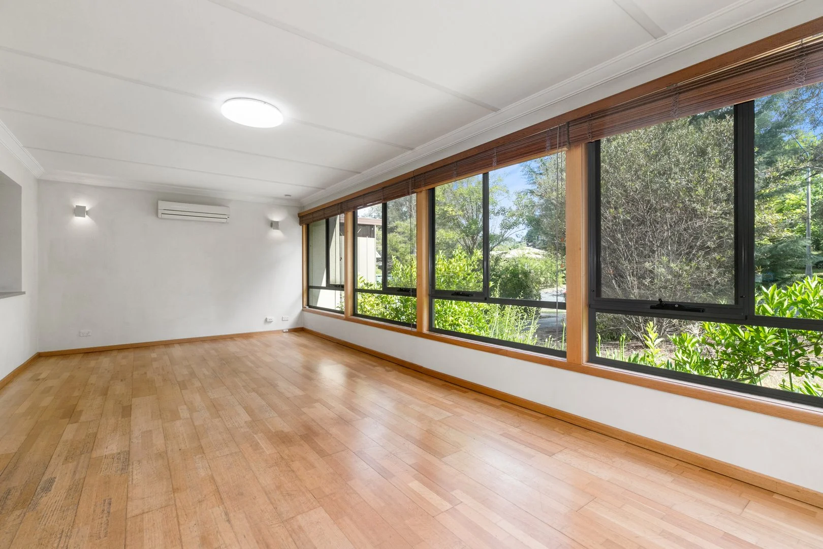 5 Nemarang Cres, Waramanga ACT 2611