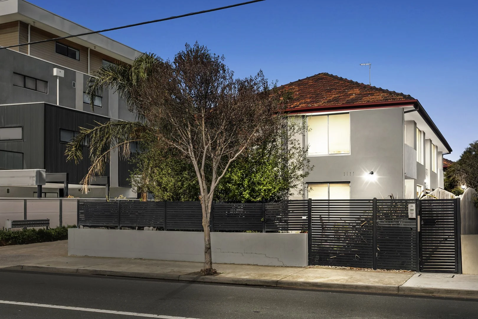 4/705 Barkly Street, West Footscray VIC 3012