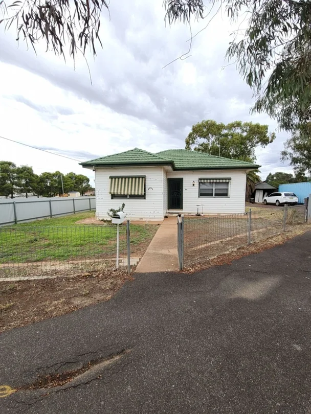 88 Park Street, West Wyalong NSW 2671
