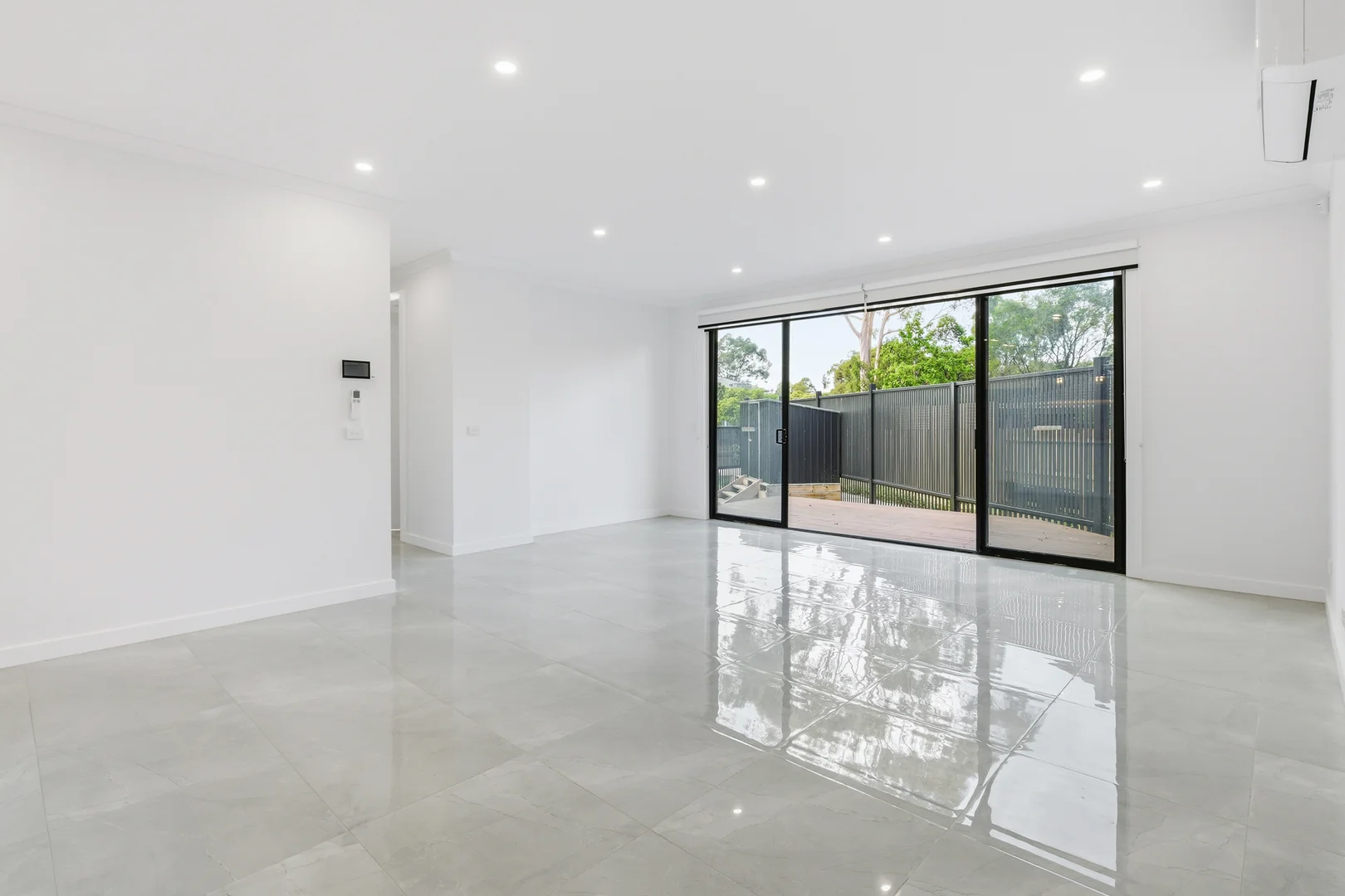 Additional image 2 of 2&3/103 Capital Avenue, Glen Waverley VIC 3150