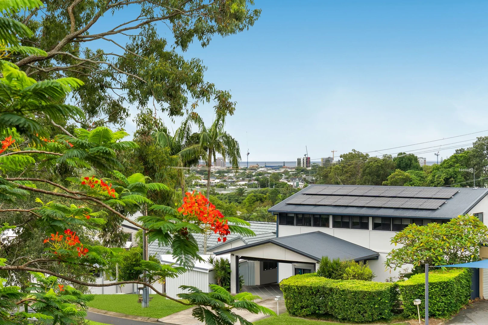 Additional image 10 of 8A Crest Dr, Elanora QLD 4221