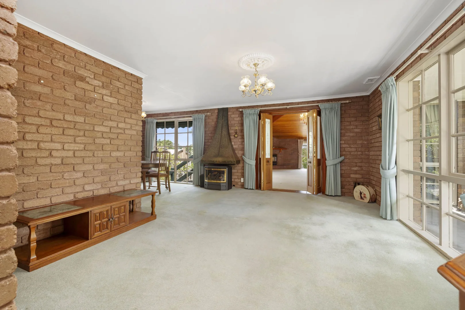 Additional image 4 of 1 St James Crescent, Mount Eliza VIC 3930