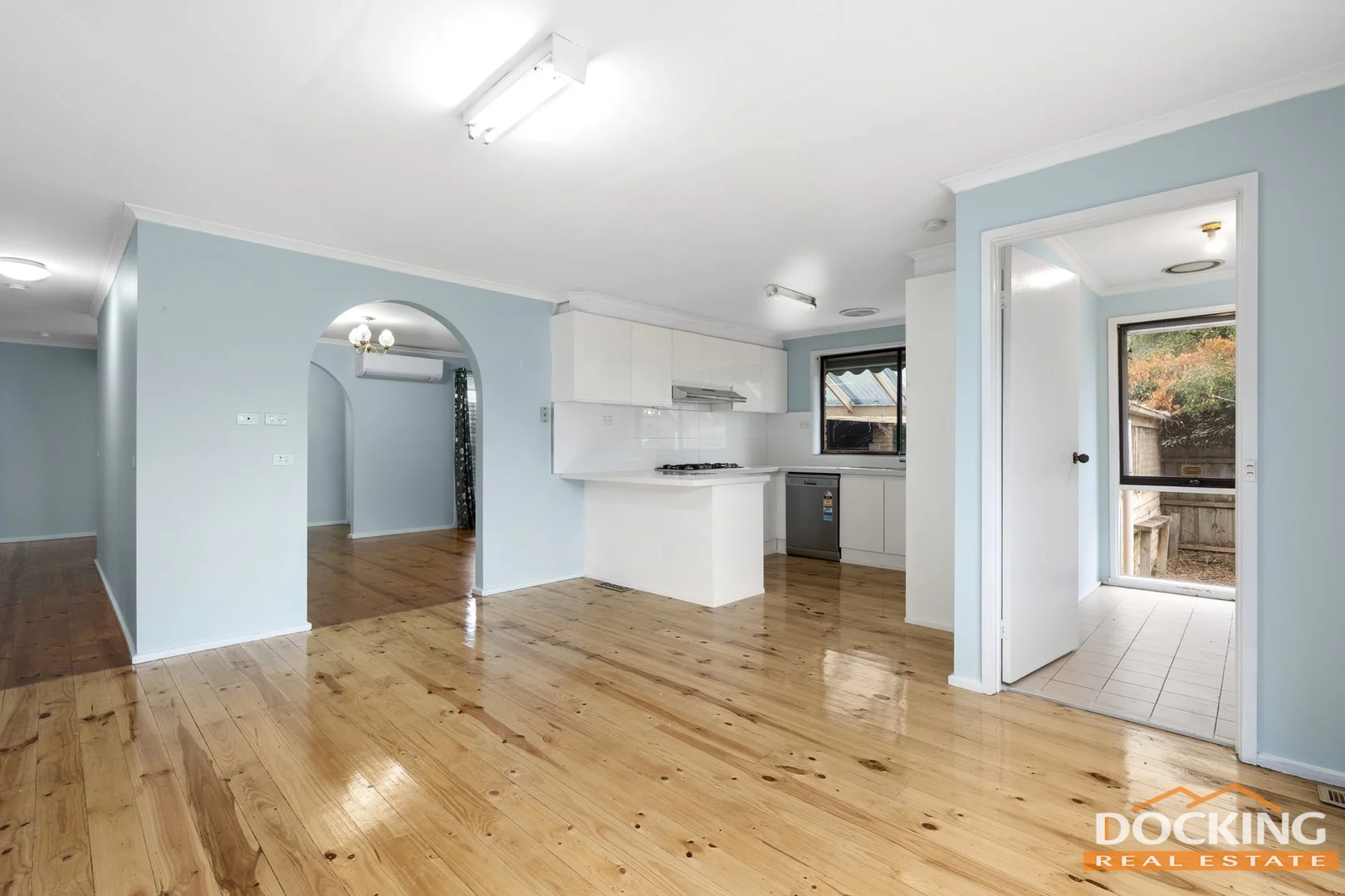 1 Lambourne Avenue, Rowville VIC 3178