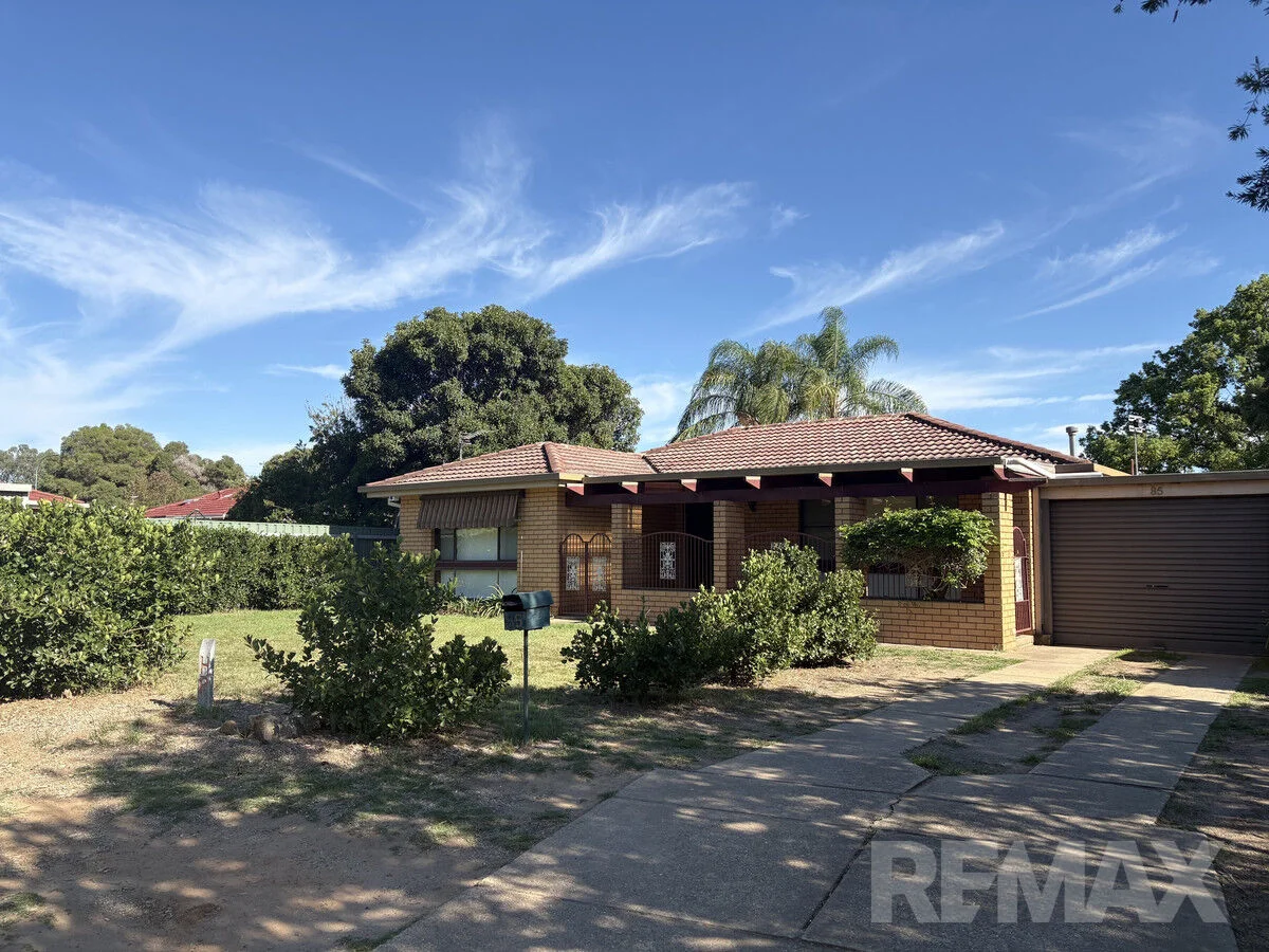 85 Huthwaite Street, Mount Austin NSW 2650