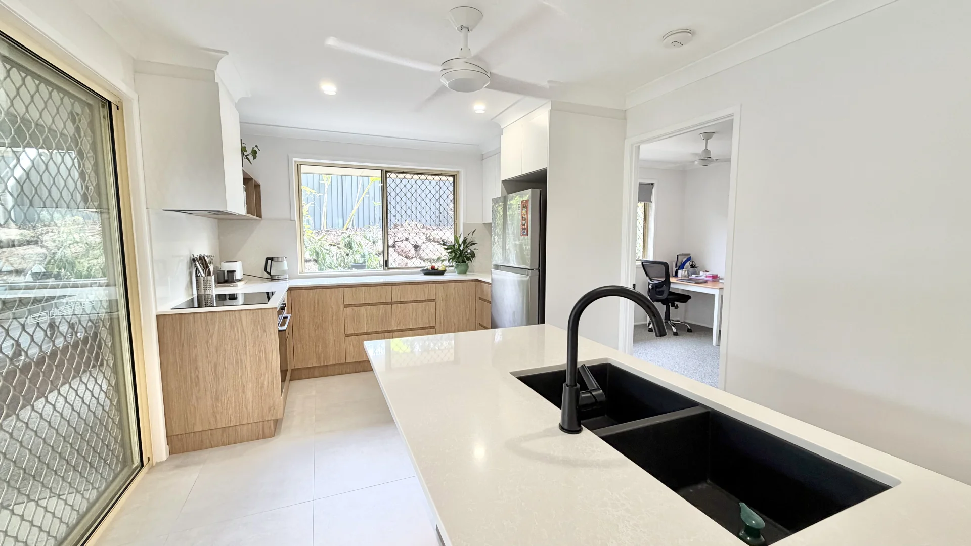 Additional image 2 of 8 Applegum Street, Noosaville QLD 4566