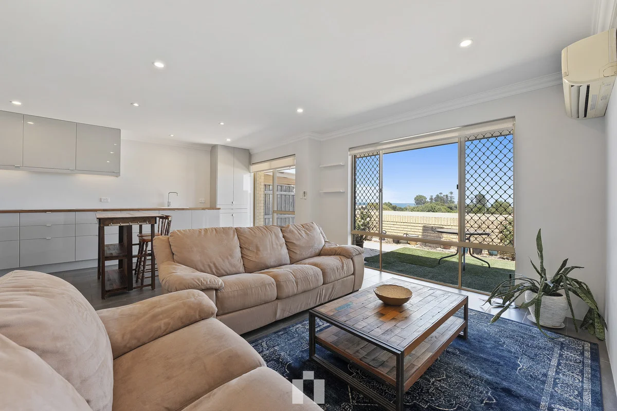 19/11 Boyd Crescent, Hamilton Hill WA 6163