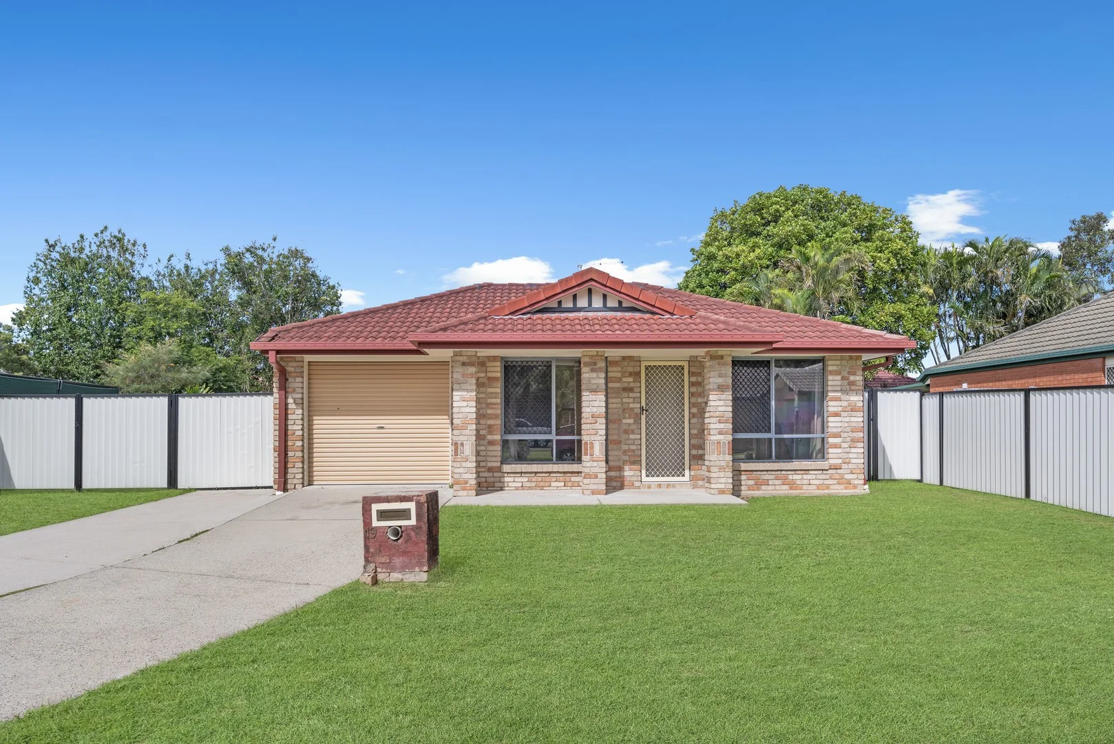 19 Oxford Place, Fitzgibbon QLD 4018